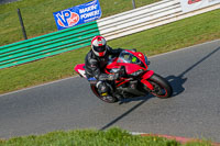 PJM-Wedding-Photography;enduro-digital-images;event-digital-images;eventdigitalimages;mallory-park;mallory-park-photographs;mallory-park-trackday;mallory-park-trackday-photographs;no-limits-trackdays;peter-wileman-photography;racing-digital-images;trackday-digital-images;trackday-photos